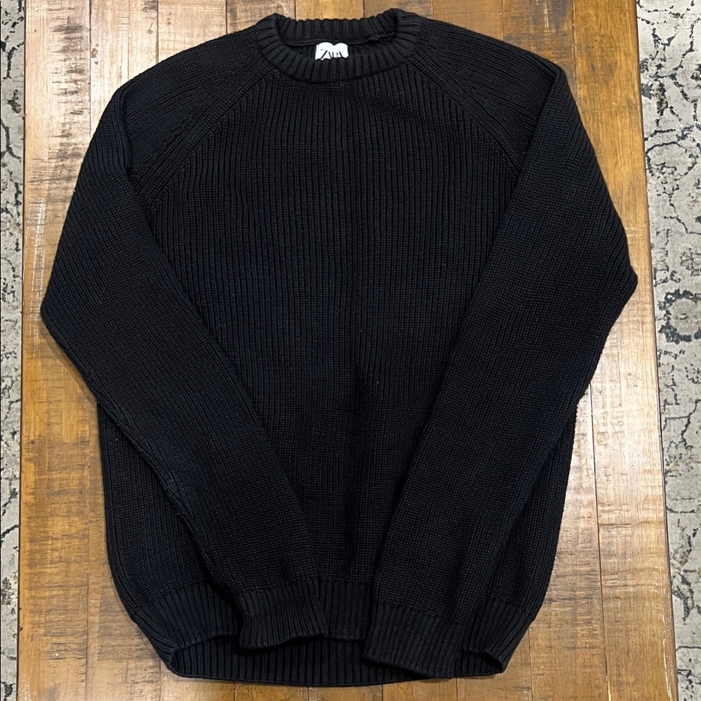Zara Men's Classic Black Crewneck Sweater